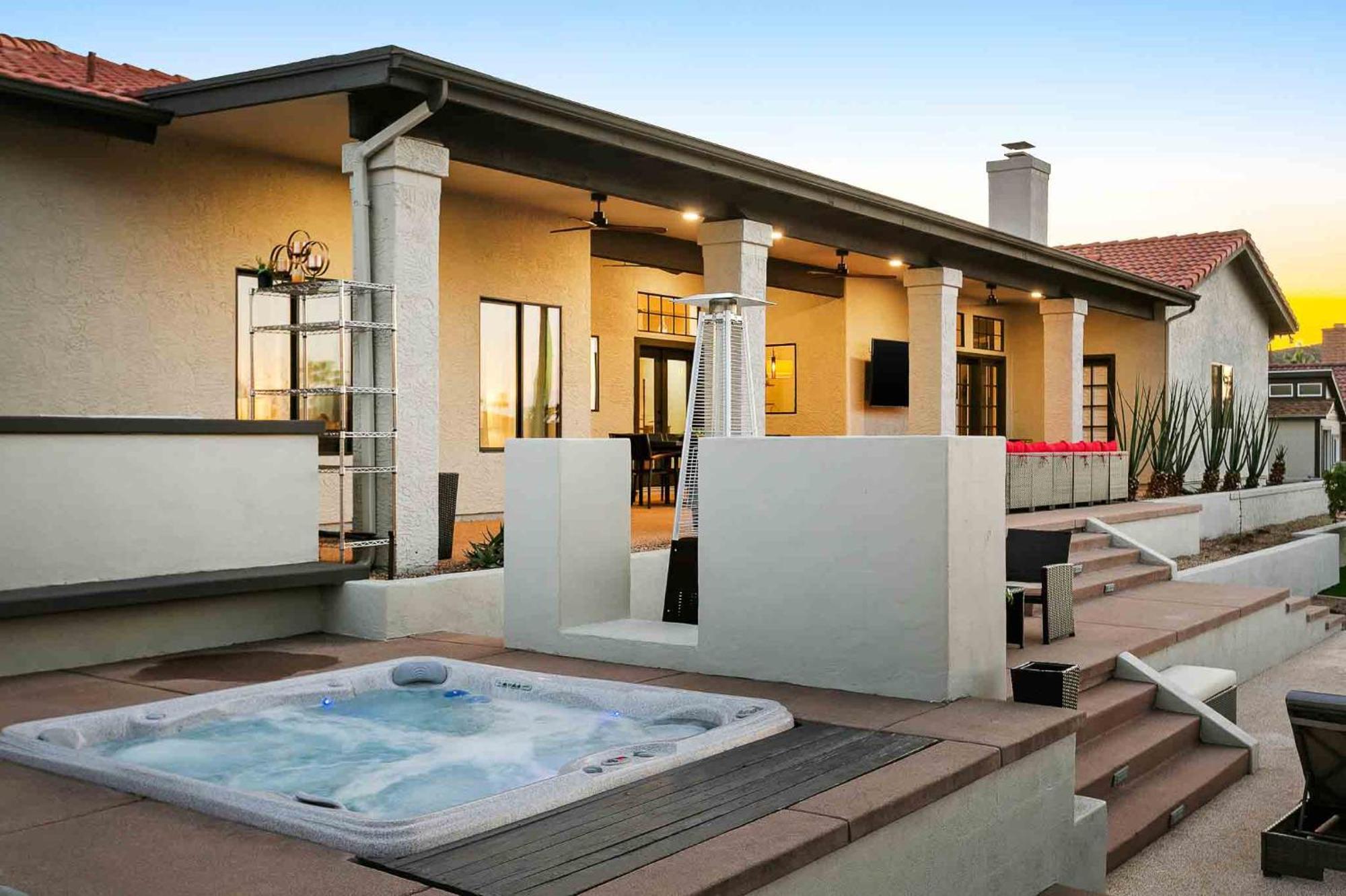The Concept, An Exclusive, Upscale In Moon Valley * Phoenix